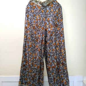 H&M Floral Wide Leg Viscose Pants Size 4